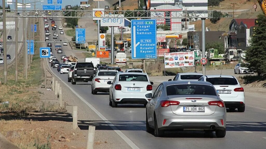 Kırıkkale’de Bayram Trafiği Drone İle Takip Ediliyor