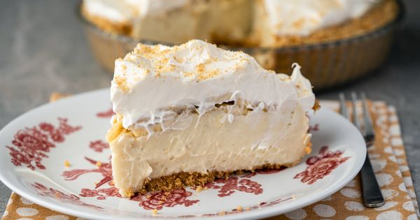 Muhteşem Muzlu Kremalı Tart Tarifiyle Misafirlerinizi Şaşırtın!