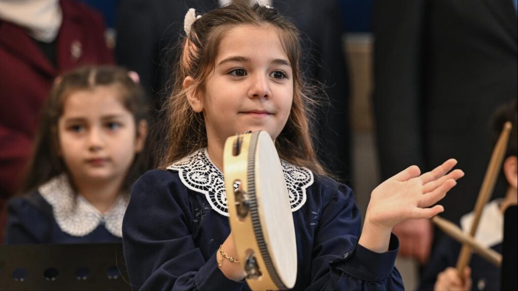 Okul Öğrencilerine Yeni Müfredatla Keyifli Veda Festivali!