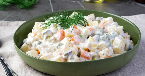Pratik ve Lezzetli Rus Salatası Tarifi