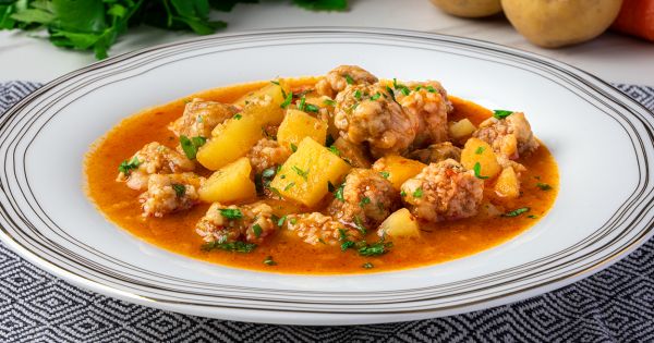 Enfes Patatesli Sulu Köfte Tarifi!