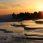 Pamukkale’yi Ziyaret Eden Turistler Artıyor