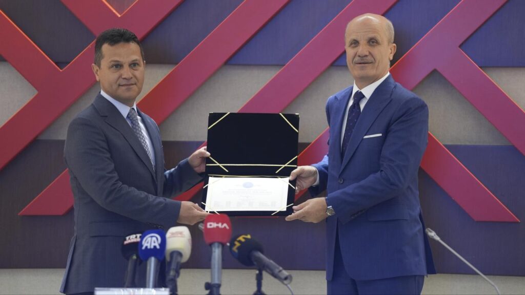 YÖK’ten Engelsiz Üniversitelere Ödül Töreni