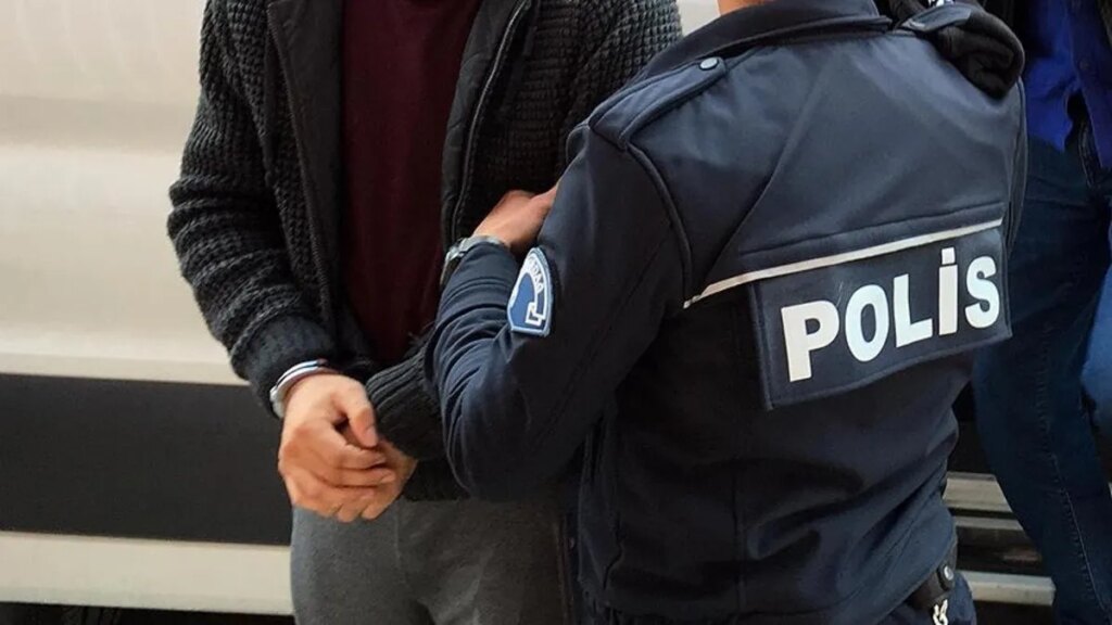 FETÖ’cü 5 kişi sınırda yakalandı!