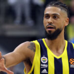 Fenerbahçe Beko Tyler Dorsey ile yollarını ayırdı