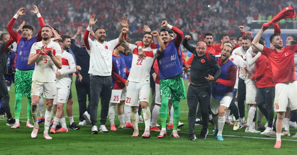 Erdoğan’dan Milli Takıma Övgüler <br>