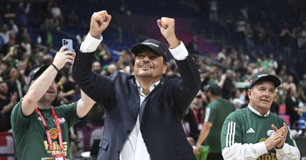 Ataman, Yunanistan’ın Yılın Başantrenörü!