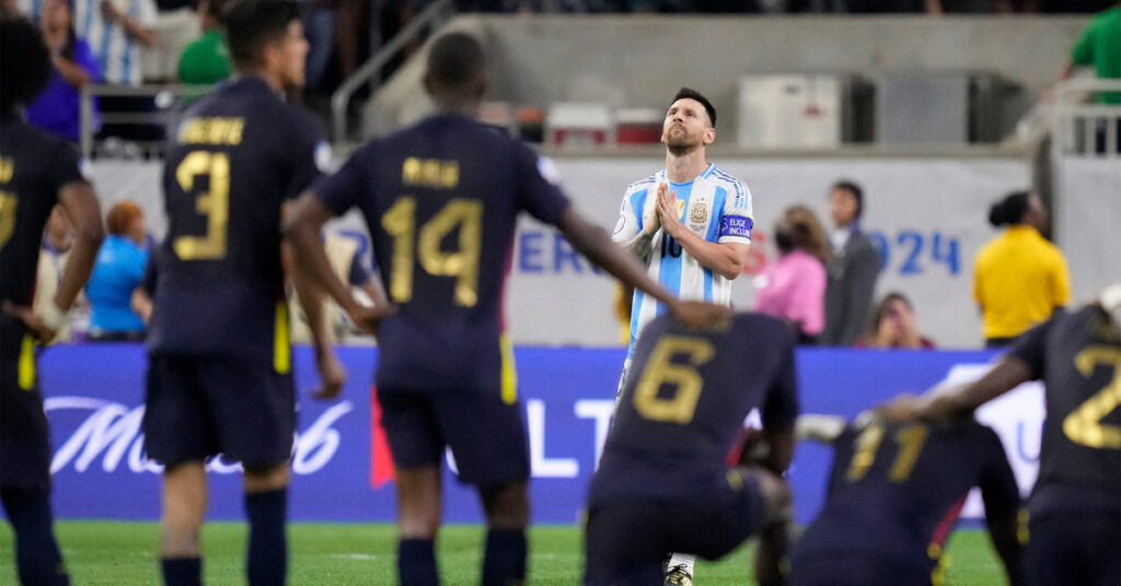 Arjantin yarı finale yükseldi!