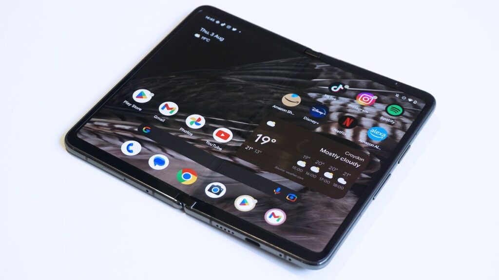 Google’un Yeni Katlanabilir Telefonu: Pixel 9 Pro Fold!