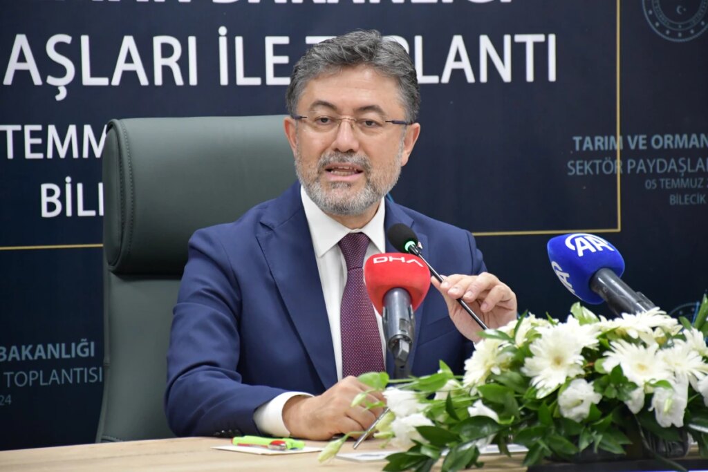 Bakan Yumaklı: Orman Yangınlarıyla Mücadelede Dünyada Otoriteyiz