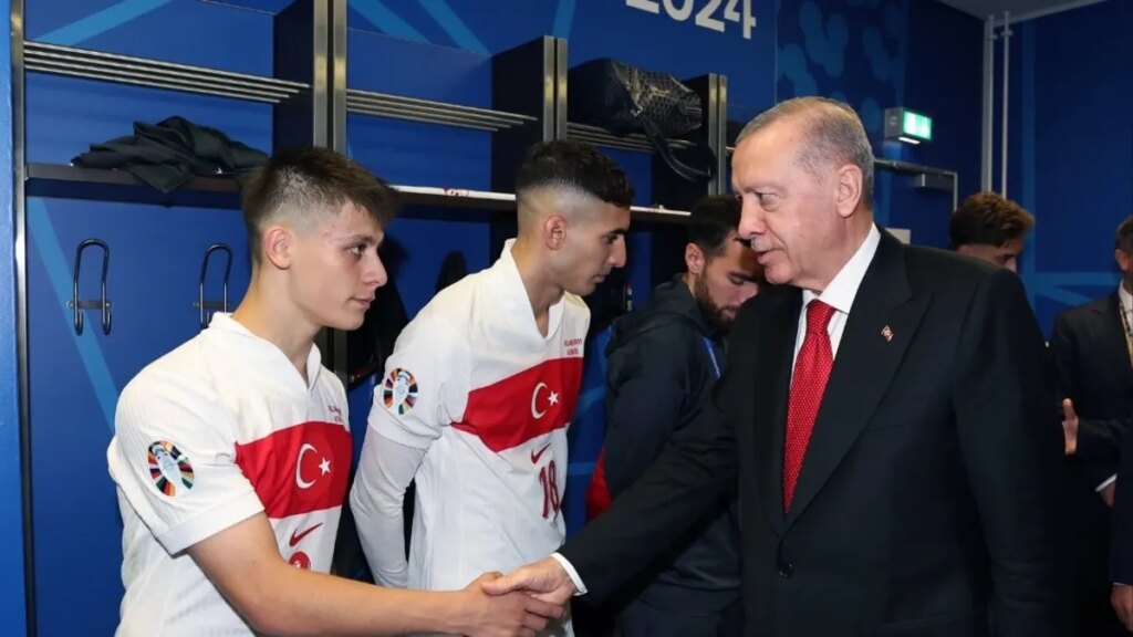 Başkan Erdoğan, A Milli Takımı Ziyaret Etti