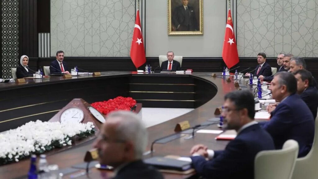 Milyonların Beklediği Kabine Toplantısı: Zam Oranı ve Tarih Belli Oldu mu?