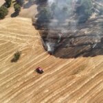 Gediz’de Tarla Yangını! Ekipler Son Anda Müdahale Etti