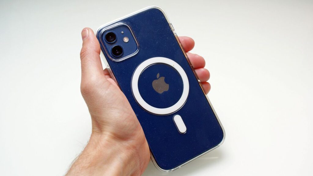 iPhone 17 Air MagSafe ile gelecek!