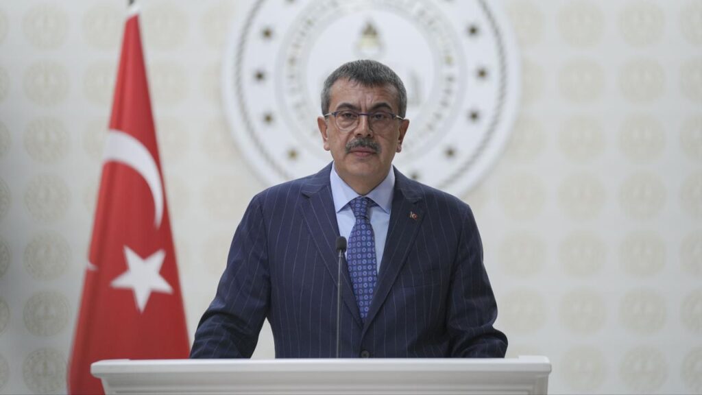 MEB Yarıyıl Tatili Tarihi ve Okulların Açılacağı Gün Belli Oldu