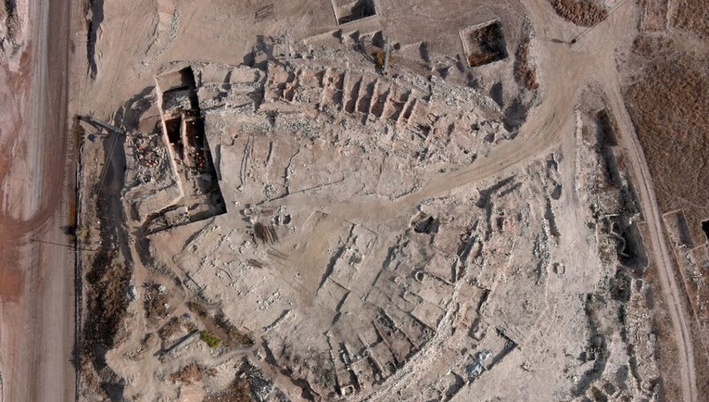 Seyitömer Höyüğü’nde 5 Bin Yıllık Tarım Buluntuları Ortaya Çıktı!