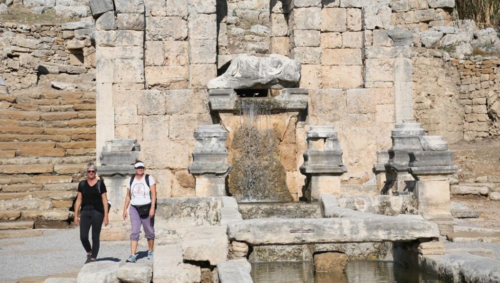 Perge Antik Kenti’nde Su Akıtma Çalışmaları Tamamlandı