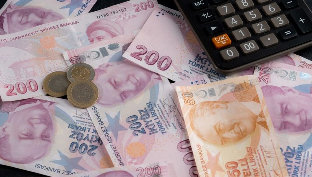 EMEKLİLERE YÜZDE 12,06 ZAM MÜJDESİ!