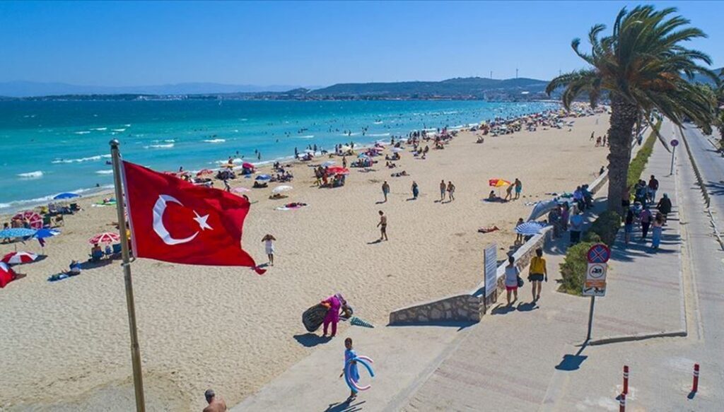 Yunanistan: Antik Yapılar ve Muhteşem Manzaralar