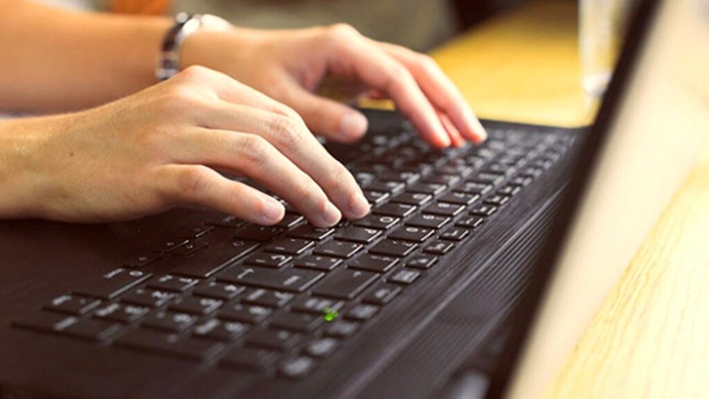 MEB Milli Eğitim Uzman Yardımcılığı Başvuruları Başladı!