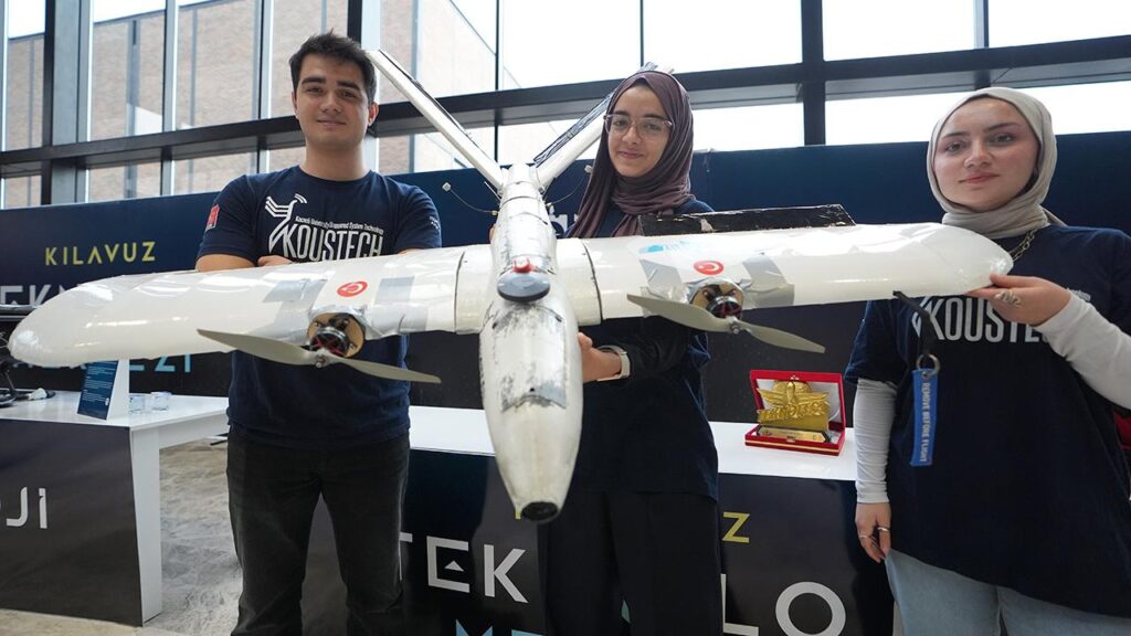 Kocaeli Üniversitesi İHA Takımı TEKNOFEST’te Birinci Oldu
