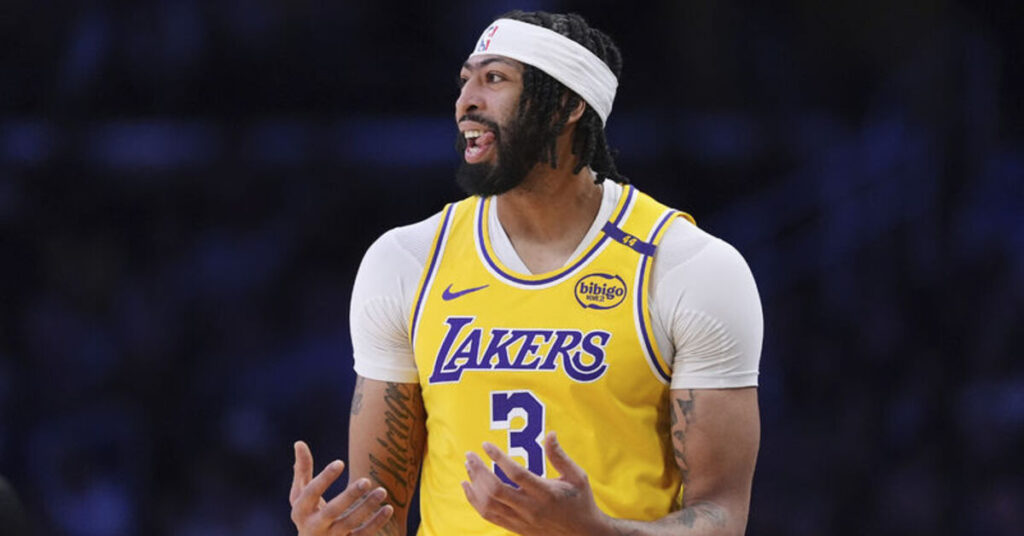 Lakers, Hornets’ı 5 Sayıyla Yendi