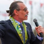 Kızılay’ın Kıyafet Dönüşüm Kutuları Projesi Tartışma Yarattı