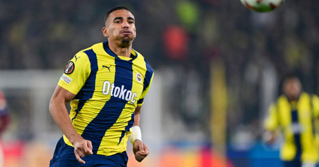 Fenerbahçe’de Djiku’ya sürpriz talip!