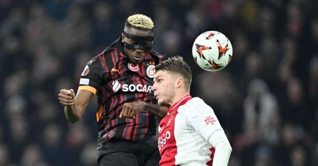 Galatasaray, Ajax’a yenilerek direkt 16’ya kalamadı.