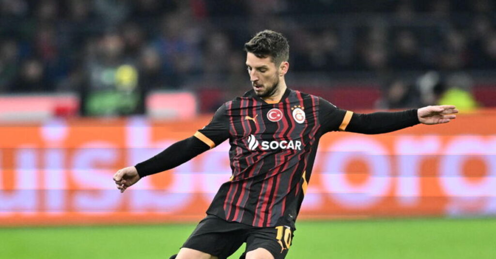 Galatasaraylı Mertens: “Yazık Oldu”