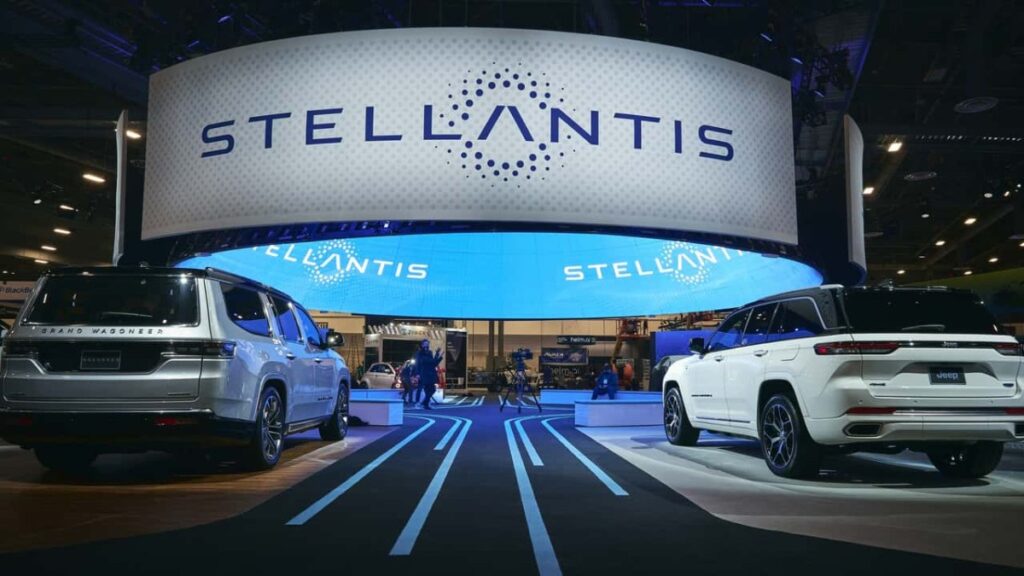 Stellantis, ABD’de 5 Milyar Dolarlık Yatırım Planlıyor