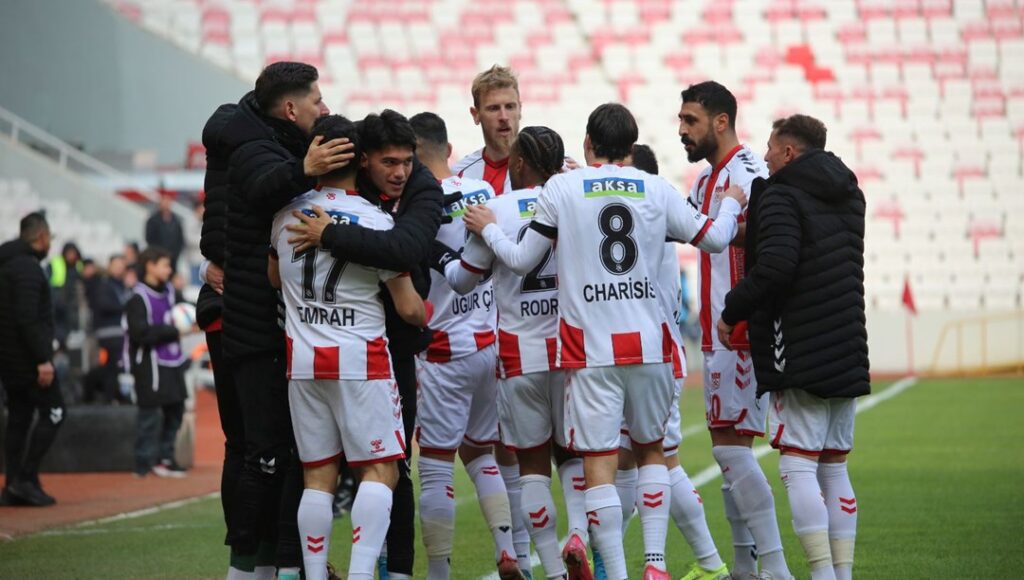 Sivasspor, 8 maçlık galibiyet hasretine son verdi