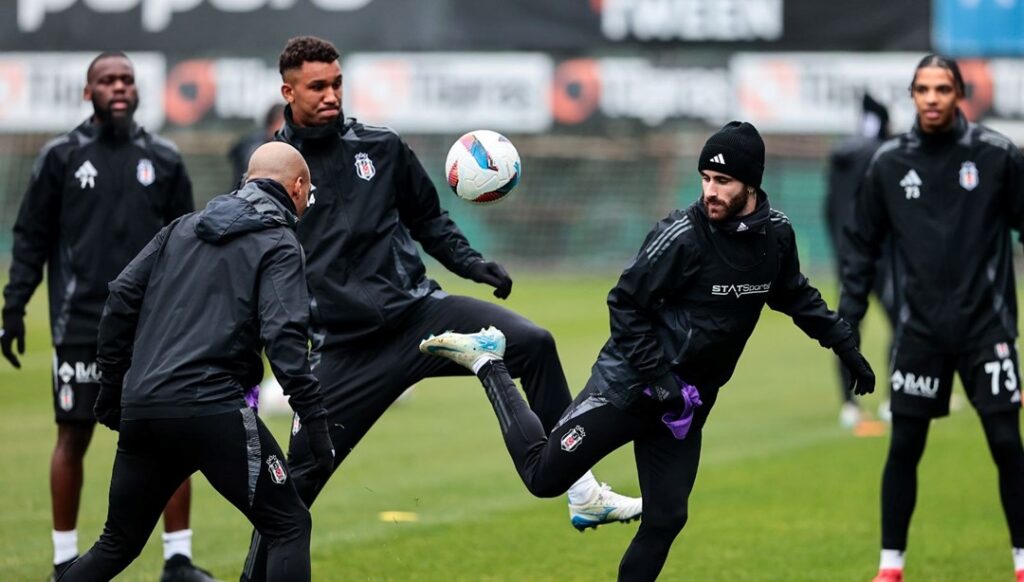 Beşiktaş Antalyaspor Maçı Hazırlıklarını Tamamladı