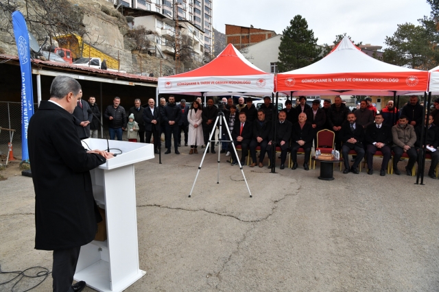 Gümüşhane’de Dut Pekmezi Üretim Projesi Başladı!