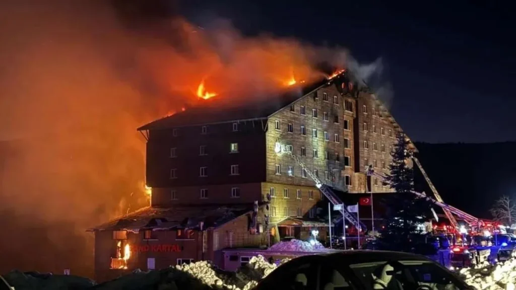 Jandarma’dan Kartalkaya Otel Yangını İddialarına Yalanlama