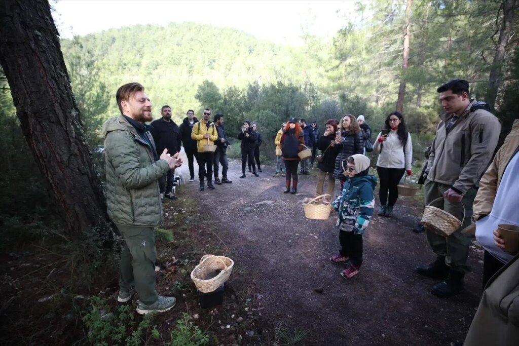 Mantar Uzmanı: Türkiye’de Farklı Mantar Türlerini Tanıtıyor
