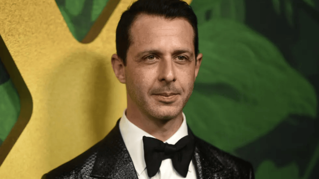 Jeremy Strong, “The Boys From Brazil” Dizisinin Başrolünde!