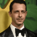 Jeremy Strong, “The Boys From Brazil” Dizisinin Başrolünde!