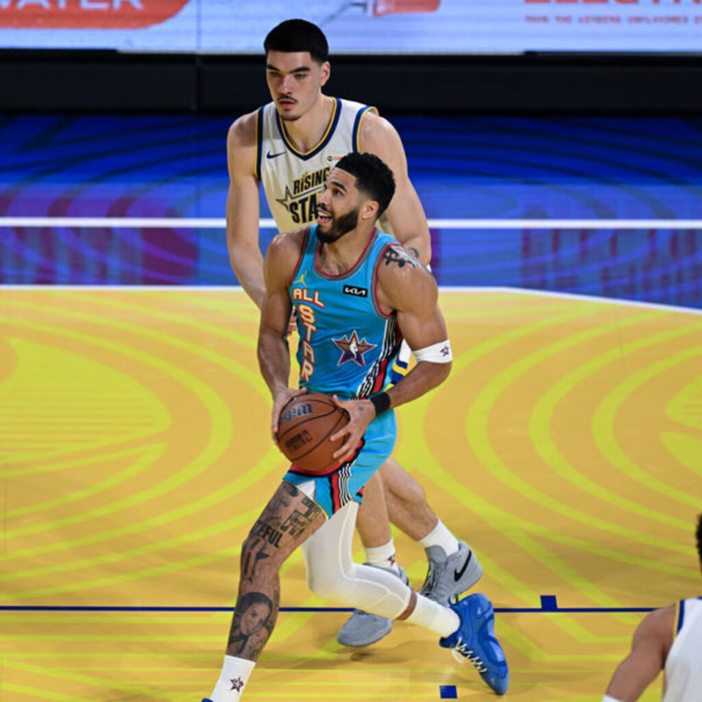 Jayson Tatum’un “triple-double” performansıyla Celtics galip!