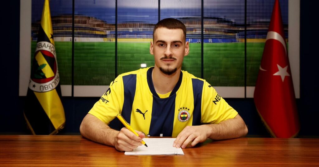 Fenerbahçe Ognjen Mimovic’i Kadrosuna Kattı