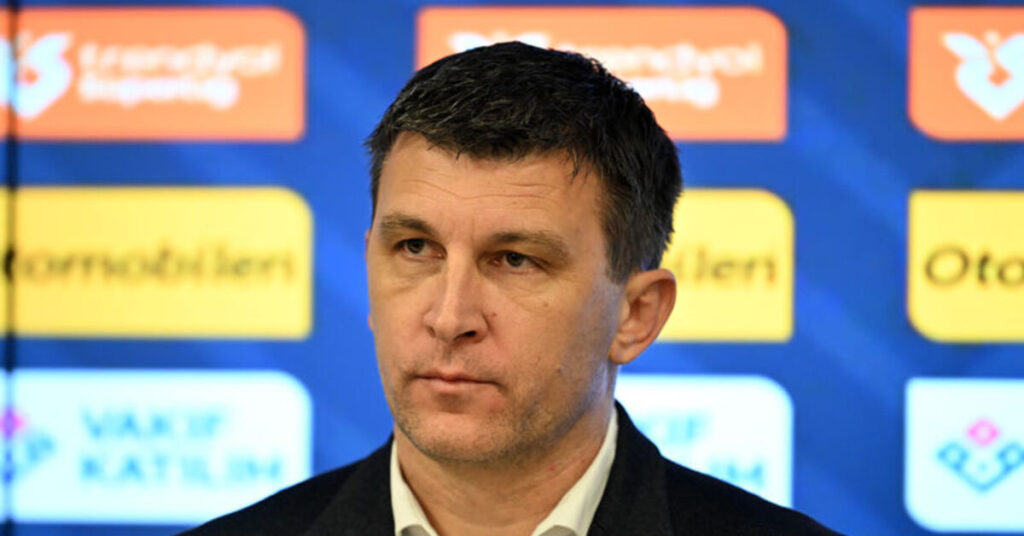 “Kayserispor Teknik Direktörü Jakirovic: Maçın Adamı Uğurcan Çakır!”