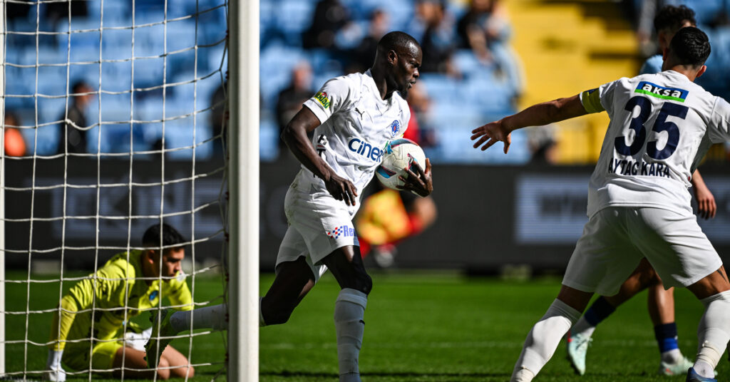 “Kasımpaşa, Adana Demirspor’u 5-3 mağlup etti!”