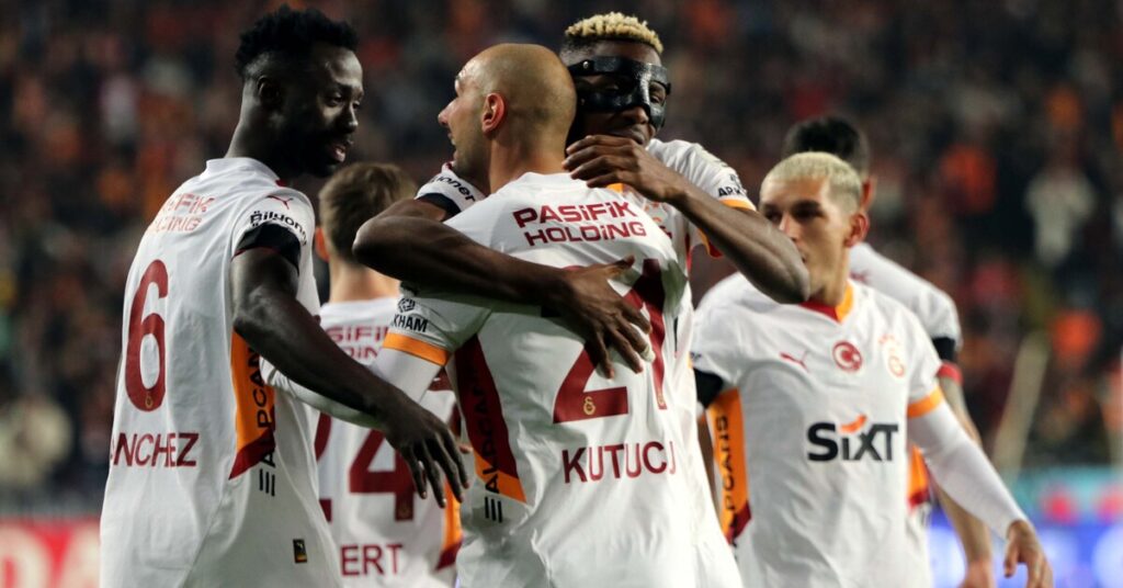 “Galatasaray Gaziantep’e 1-0 yenildi, Kutucu’nun golü farkı belirledi” “Yeni Araştırma: Sağlık Uzmanlarından Önemli Bilgiler!”