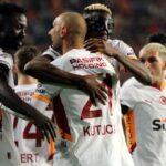 “Galatasaray Gaziantep’e 1-0 yenildi, Kutucu’nun golü farkı belirledi” “Yeni Araştırma: Sağlık Uzmanlarından Önemli Bilgiler!”