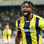 “Fenerbahçe’de Transfer Operasyonu: Saint-Maximin Yolları Ayırdı”