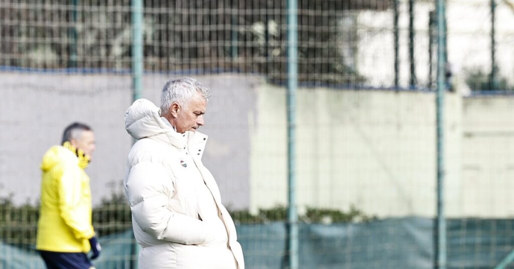 Fenerbahçe, Erzurumspor FK maçı için hazırlıklara başladı