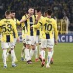 Fenerbahçe, Erzurumspor FK karşısında zirve peşinde!