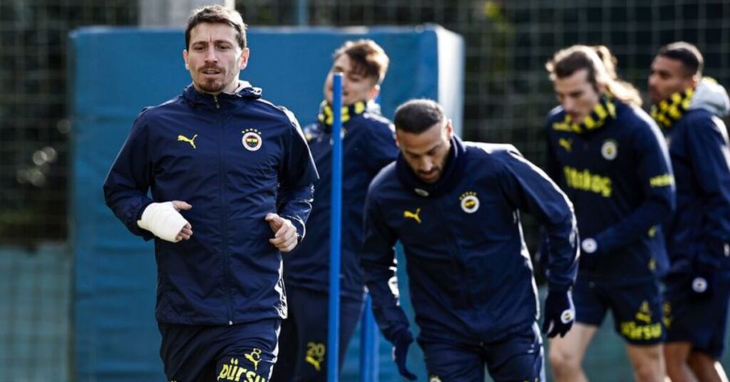 Mourinho yönetiminde Fenerbahçe hazır!