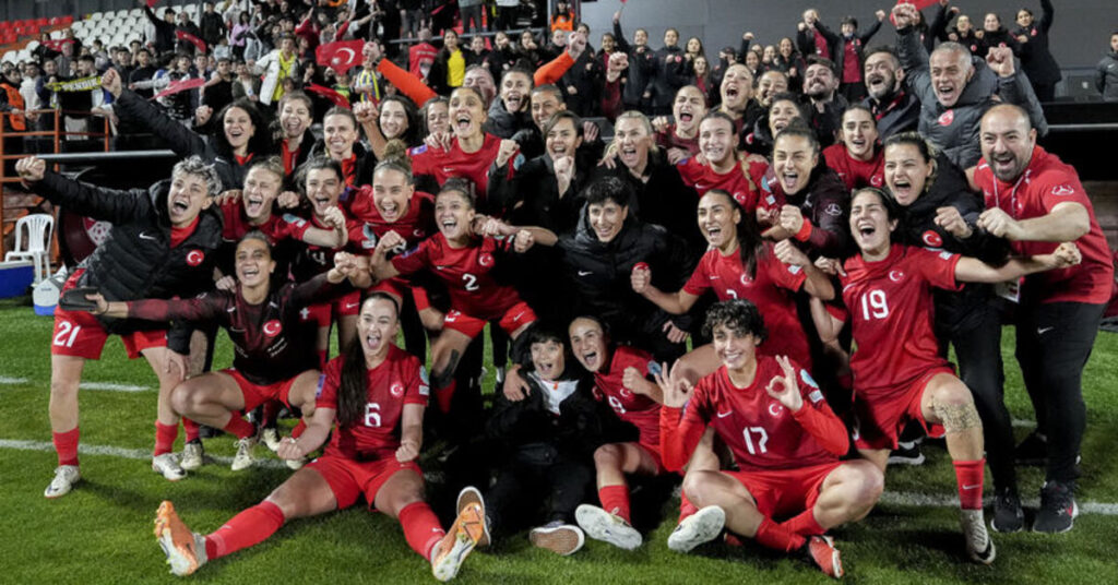 “A Milli Kadın Futbol Takımı İrlanda ve Yunanistan Maçları İçin Aday Kadroyu Açıkladı”