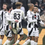 Beşiktaş Trabzonspor’u 2-1 Mağlup Etti